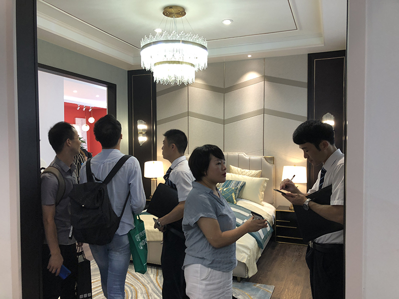 海創(chuàng)廣州展現(xiàn)場.jpg 海創(chuàng)集成墻面.jpg